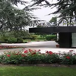 Giovanni Hotel