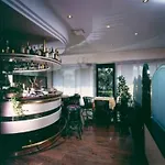 Giovanni Hotel 4*
