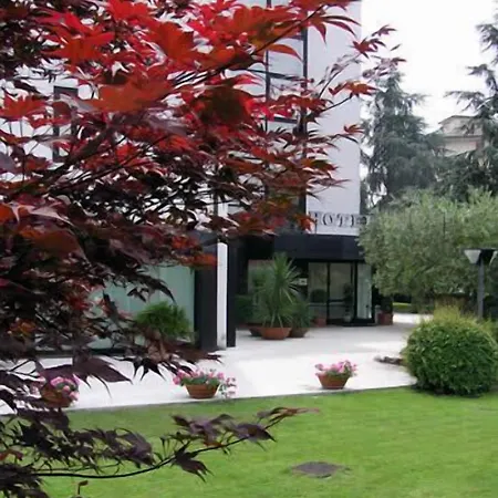 Giovanni Hotel
