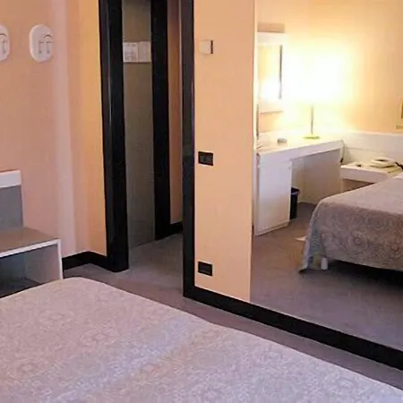 지오반니 호텔 4*