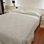 Giovanni Hotel