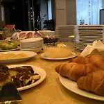 Giovanni 4* Padova