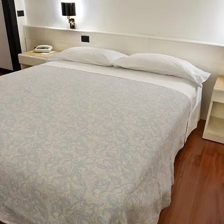 Giovanni Hotel