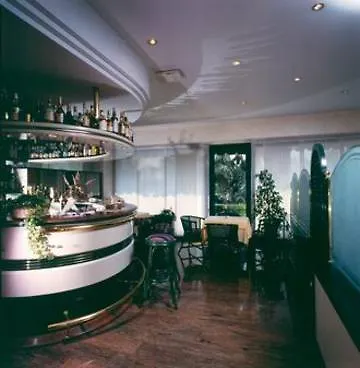 Giovanni Hotel 4*